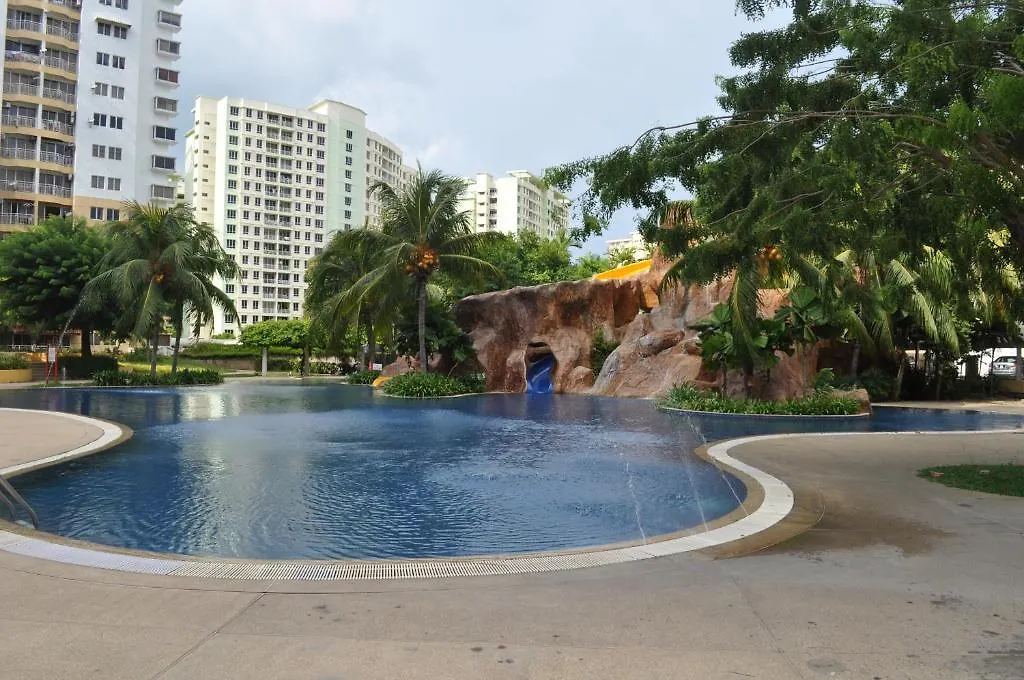 Villa Emas Condominium Kampung Sungai Nibong 0*,